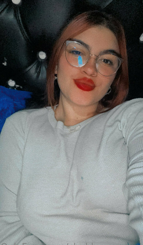 chubbyvanessacortez ヌードのポルノスター 写真