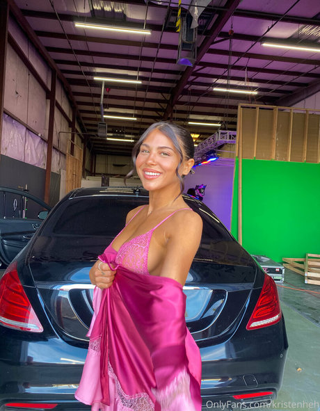 kristenheh ポルノスター 裸 写真