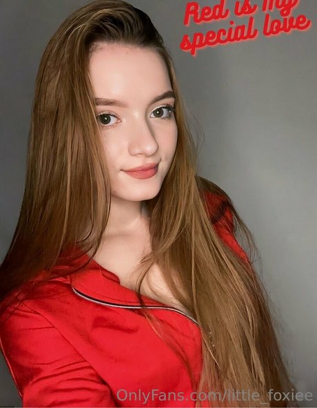 小柄で痩せたOnlyFans アート裸 ギャラリー