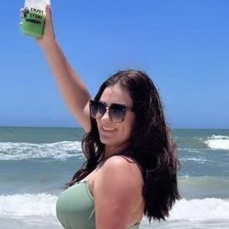 バイセクシャルカップルのOnlyFans アダルト 画像