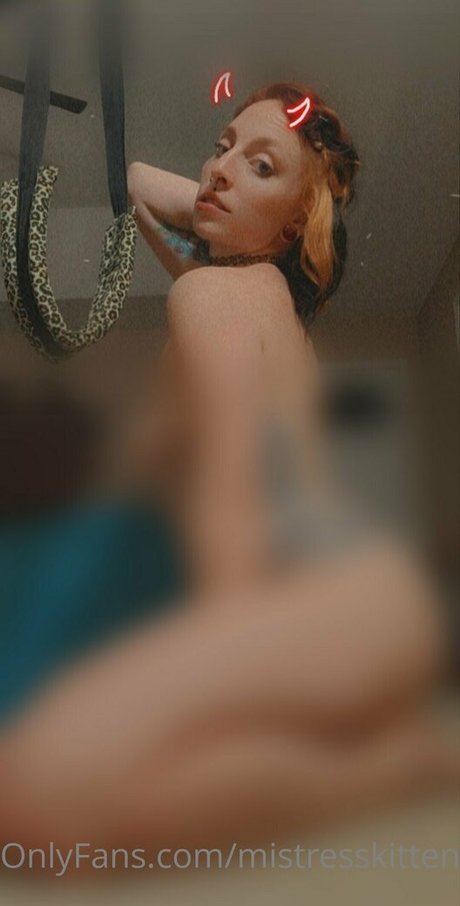 elvishly deviant13 裸のスター 写真