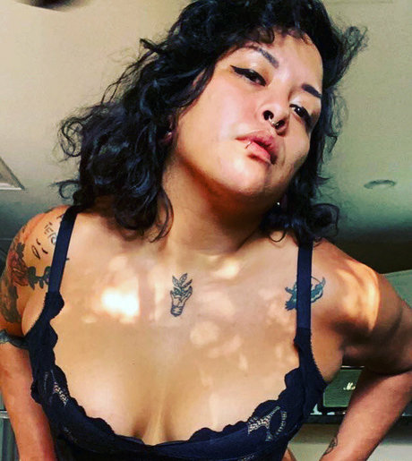 アジアンシャワー OnlyFans ホットポルノ ギャラリー