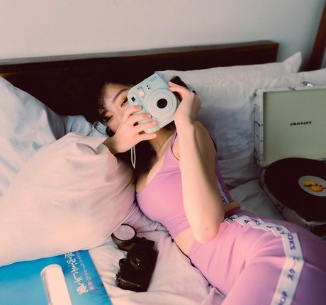 Nayoung Kim ポルノモデル 写真