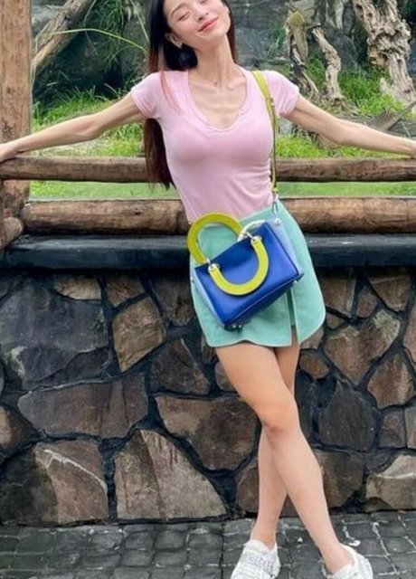 大きなお尻のマンコOnlyFans 無料ヌード 画像