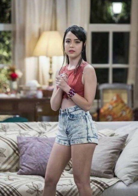 Bella Piero 高品質のポルノスター 画像