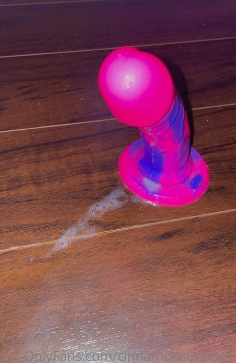 cinnamonsundae1 セクシーなスター 写真