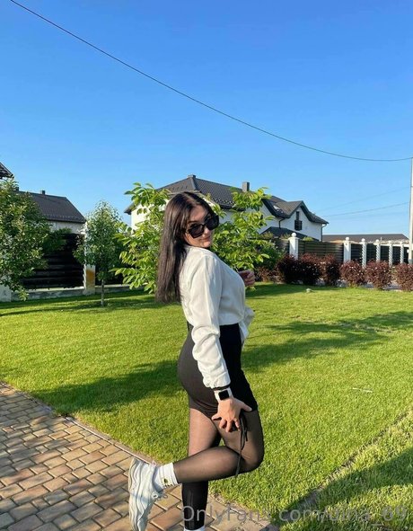 水中オンリーファン セクシー 写真