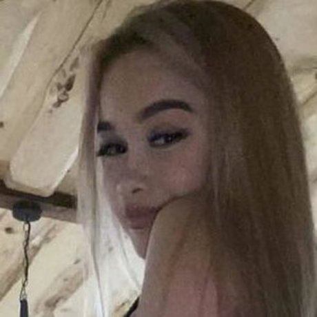 Karina Chijikova セックススター 写真