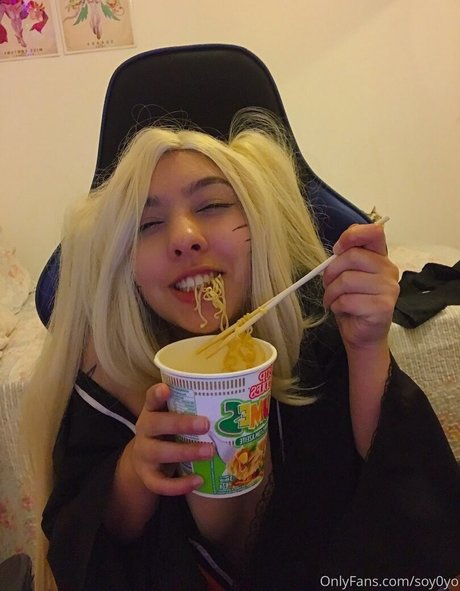 soy0yo ヌードのポルノスター 写真