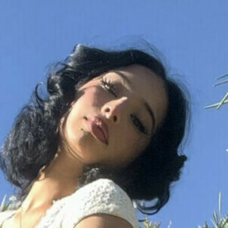 blushingblooms ポルノスター 画像