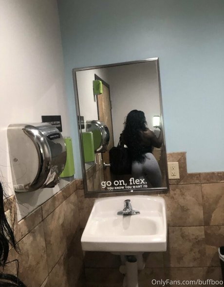 ebonymuscle ホット女優 ギャラリー