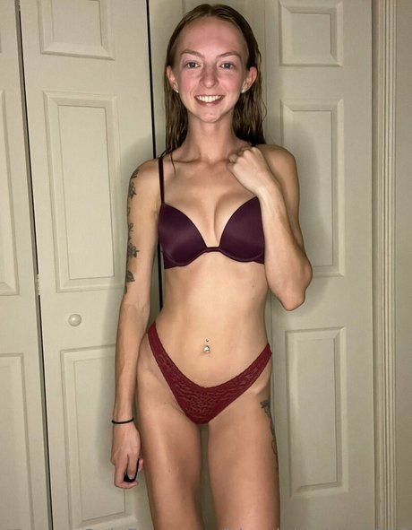 アジア人トゥインクOnlyFans トップ 写真