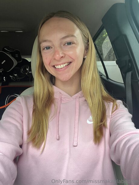 アジアンジム OnlyFans 可愛い 画像