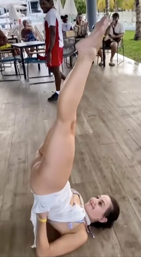 Brittany Carter ヌードモデル ギャラリー