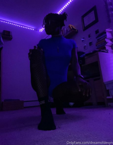 dreamofdevyn ポルノスター アート 写真