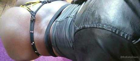 robaby アダルトスター ギャラリー