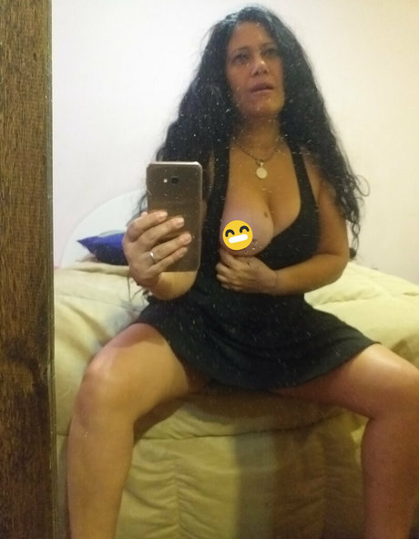 adryannax ポルノスター 写真