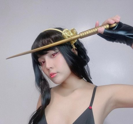 Mika Daime トップ女優 写真