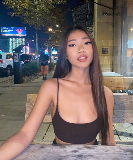 sandydianabang セックス女優 画像