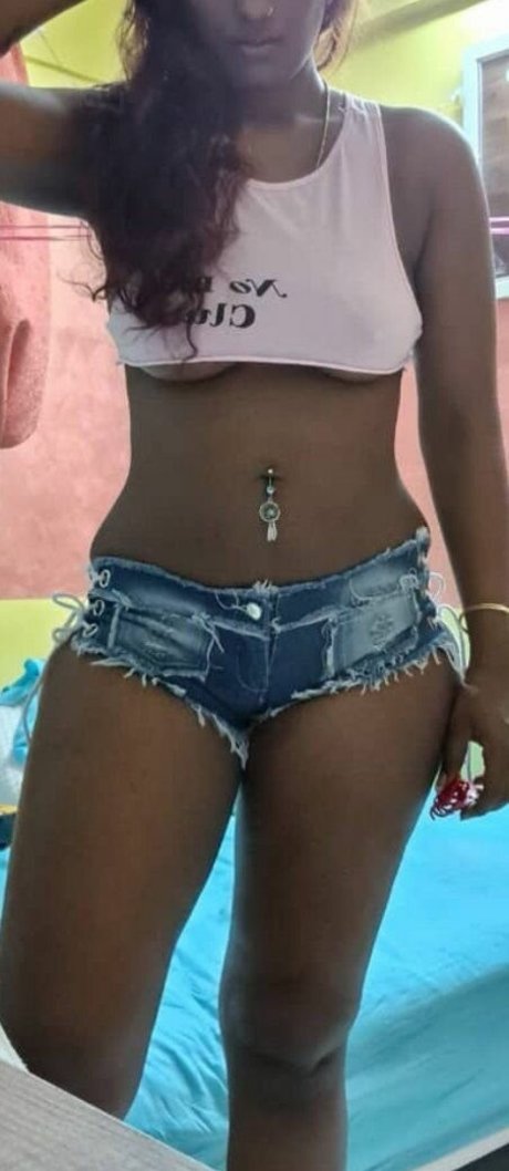 Indian Exhibition 裸のポルノスター 写真