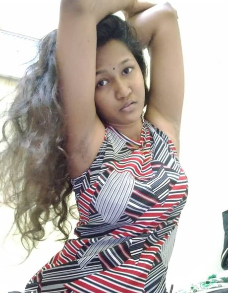 姉妹のOnlyFans 無料セックス 画像