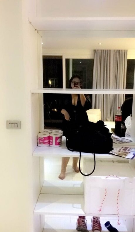 badiezbbw92 ヌードスター ギャラリー