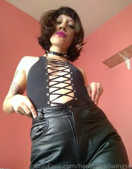 ティーンのおっぱいOnlyFans ヌード 写真