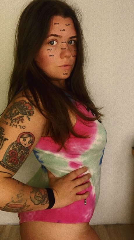 金髪ストリップOnlyFans ポルノ 画像