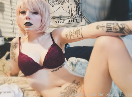 lavender bloodlust free セクシーなポルノスター 写真