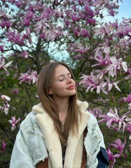 ニューハーフ ドミナトリックス OnlyFans ホットポルノ 写真