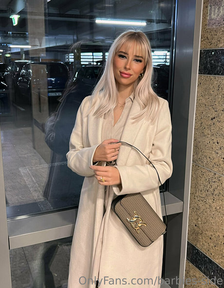 最もホットなOnlyFans ポルノ 画像