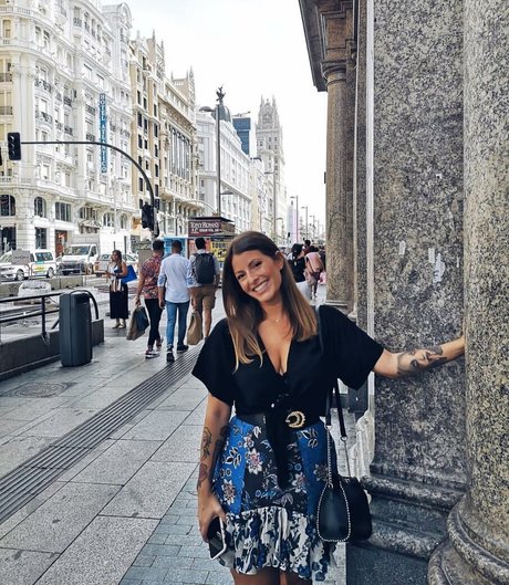 Zhanet Filipova ポルノスター 裸 写真