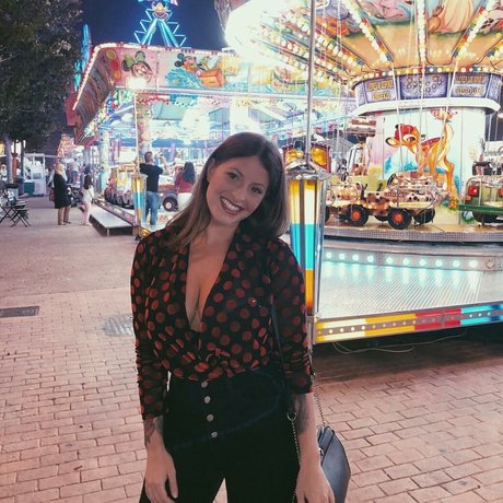 Zhanet Filipova エロティックなスター 写真