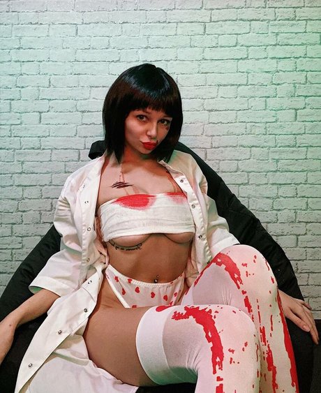 yaadashulya 無料のポルノスター 画像