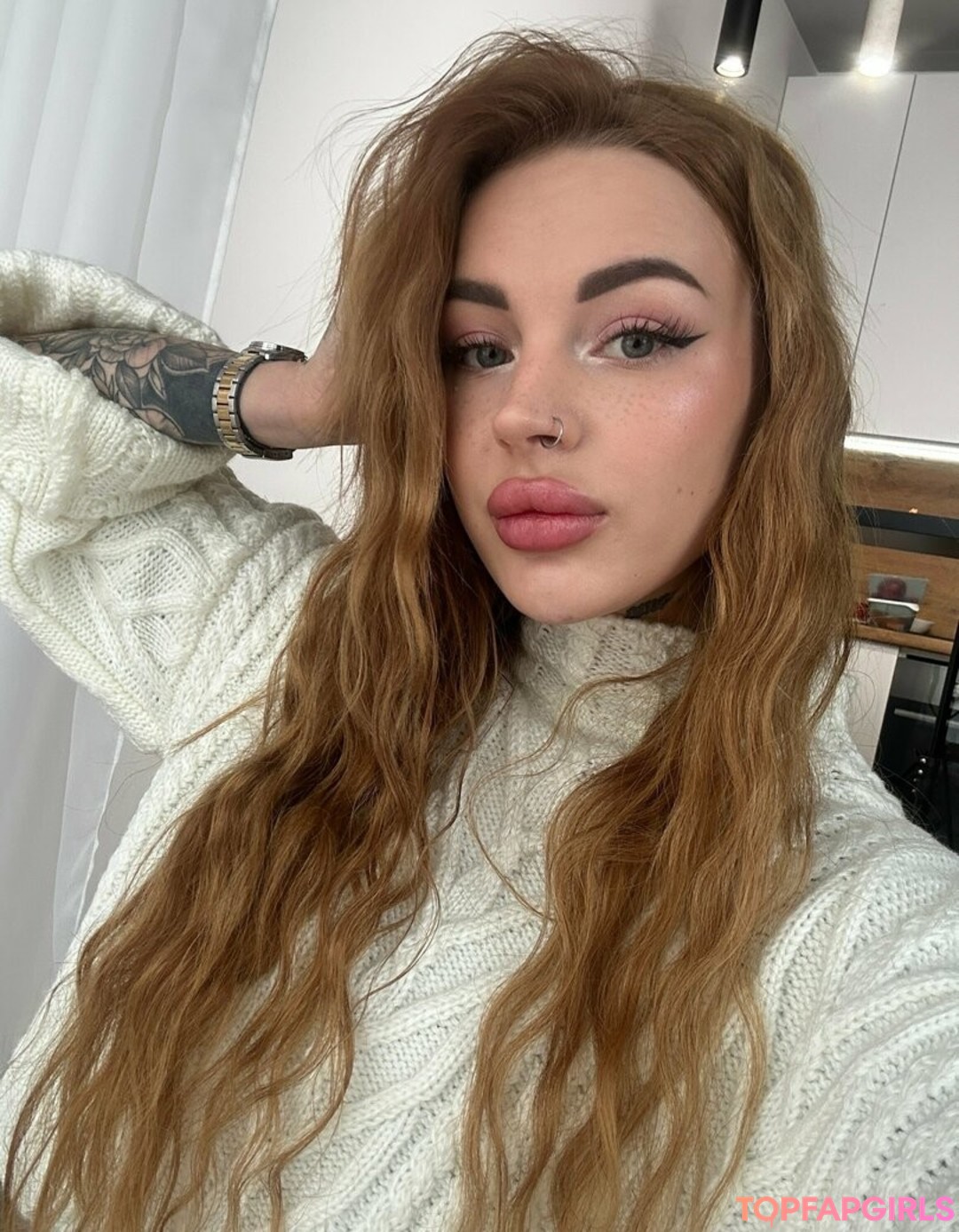 honeypie f top profile image