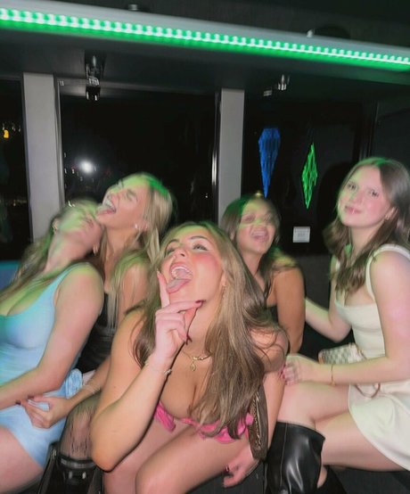 ルビーオンリーファン アートxxx 写真