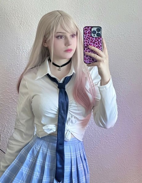 Upminaa アダルトモデル 写真