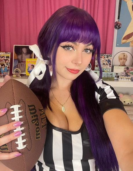 rowsvee2 top profile image