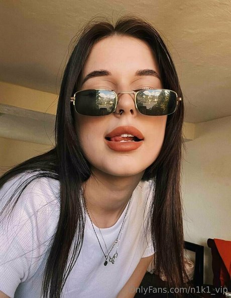 emilage セクシーなスター 写真