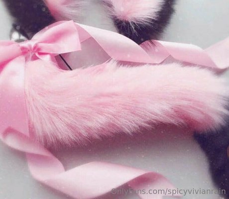 spicyvivianrain 限定モデル 写真