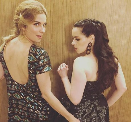 Annie Murphy 無料モデル 画像