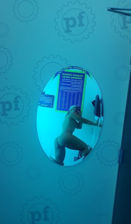 arosee420 ヌードモデル ギャラリー