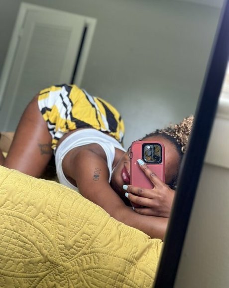 クソなOnlyFans 美しいポルノ 画像