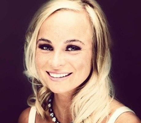 Casey Lee アートスター 写真