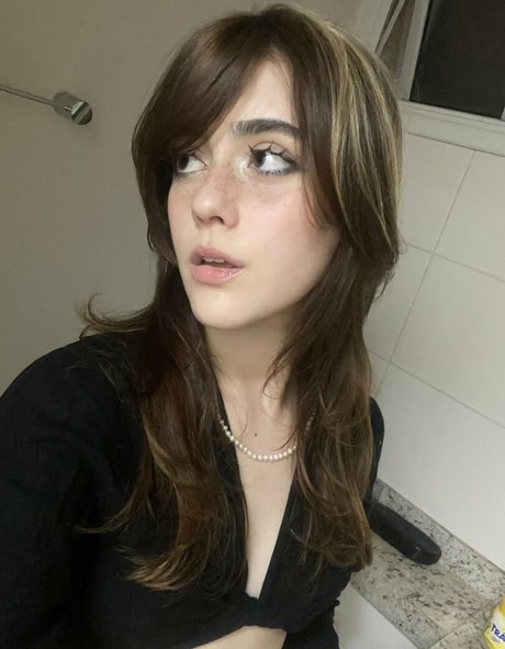 Isabella Angelina スターセックス 写真