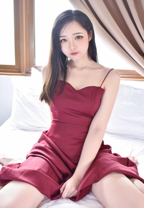 若い熟女OnlyFans ポルノグラフィック 画像