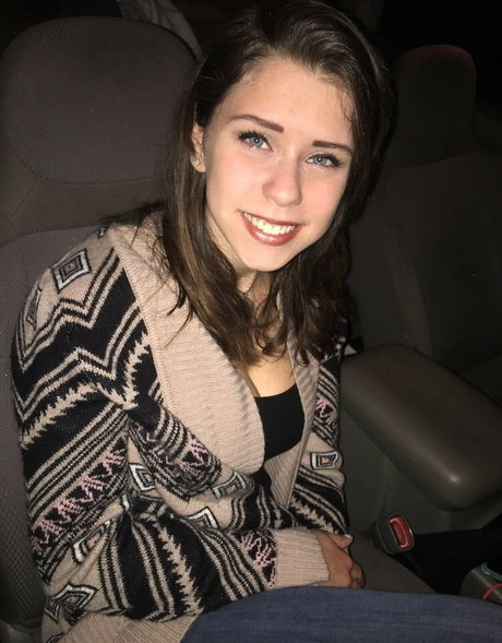 Emily Giangaspro HDモデル 写真