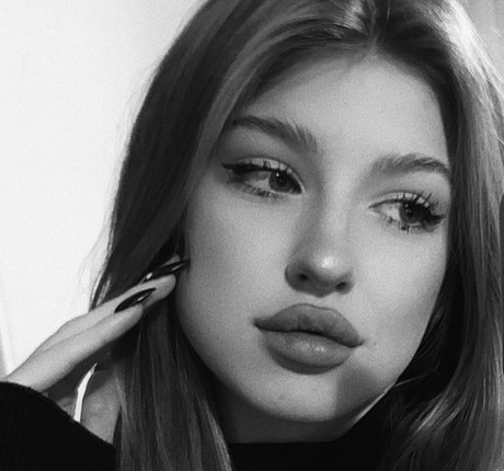 callherdiana セックス女優 画像