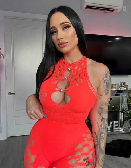 OnlyFansについて話す ヌード 写真