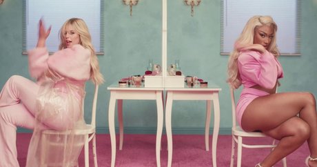 Renee Rapp 可愛いモデル 写真